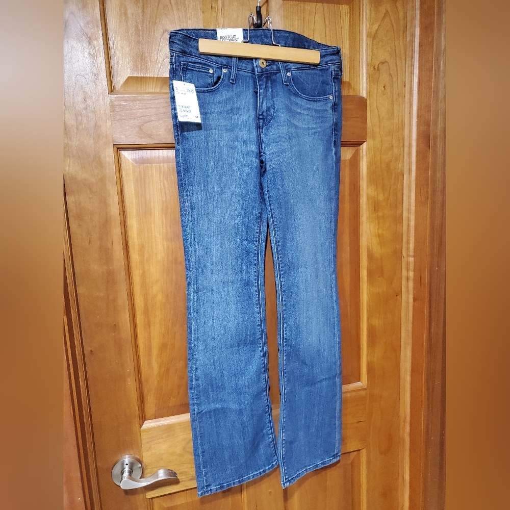 New H&M women's bootcut low waist jeans European size 27/30